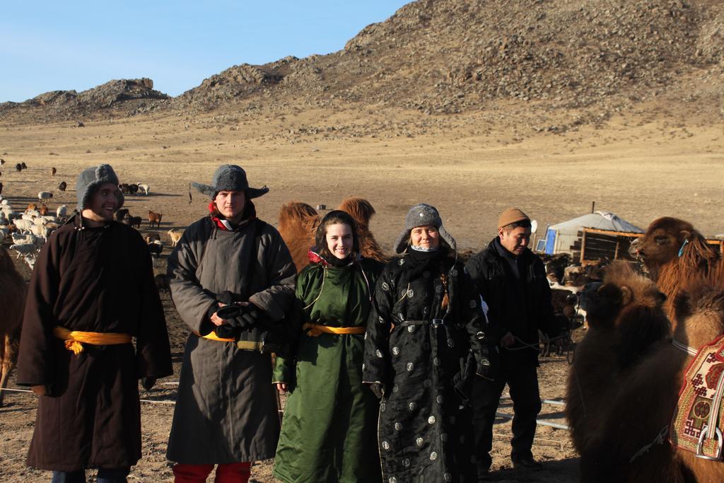 Top Tour & Guesthouse Mongolia Ulan Bator Exterior foto